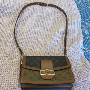 Dauphine MM in perfect condition.